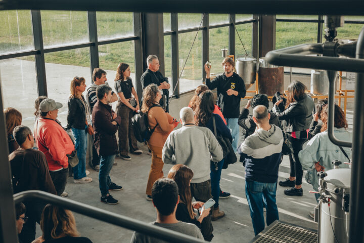Antares abre sus puertas con visitas guiadas a su fábrica