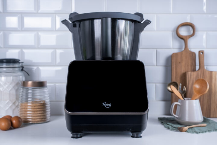 Essen presenta Rein: su primer robot de cocina