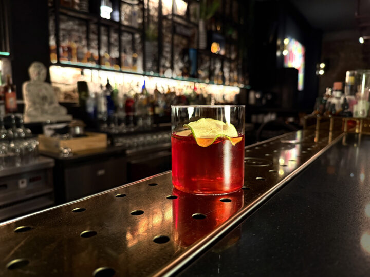 Negroni Week 2025 y la cultura del bar: ¿por qué lo real vuelve a ser tendencia en tiempos de hiperconexión?