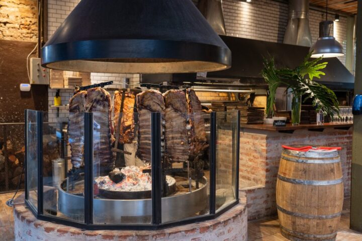 La Chancha y Los Veinte comparte sus secretos para lograr la parrillada perfecta