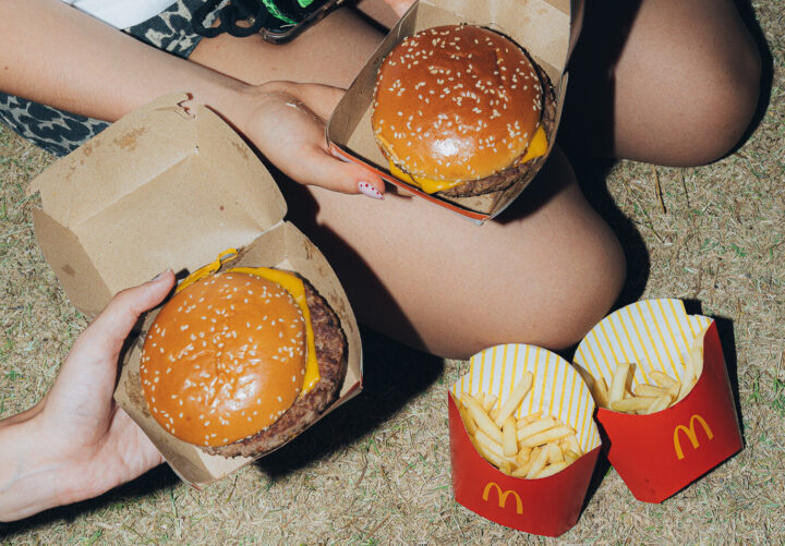 McDonald’s reafirma su compromiso con la calidad evolucionando la preparación de sus hamburguesas más icónicas