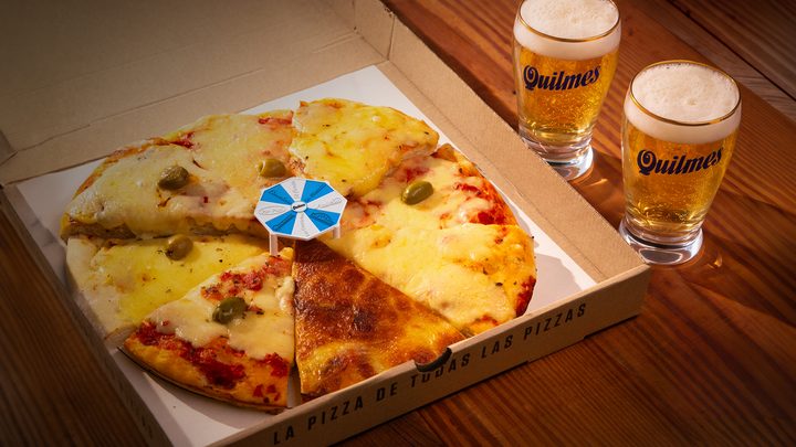 draftLine y Quilmes reunieron a las mejores pizzerías porteñas para hacer “La pizza de todas las pizzas”