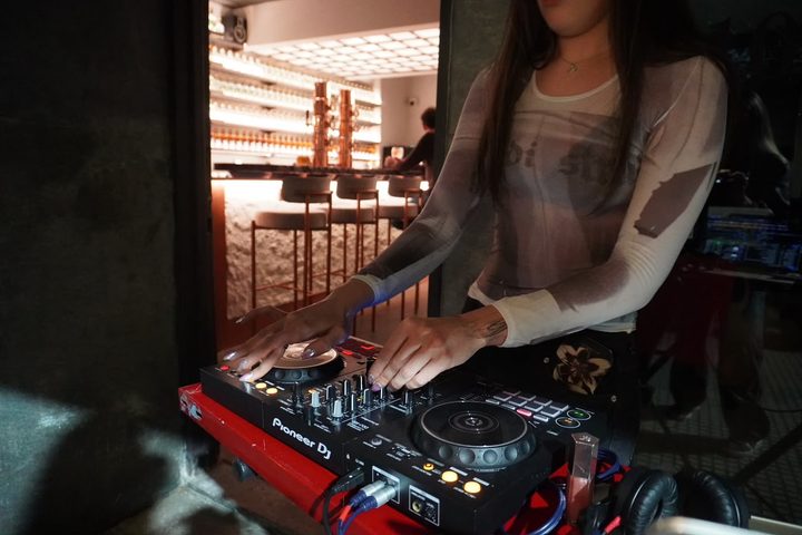 Las Cañitas ya cuenta con un nuevo bar para disfrutar los cócteles clásicos y los top del momento, Gin Tonic y Spritz